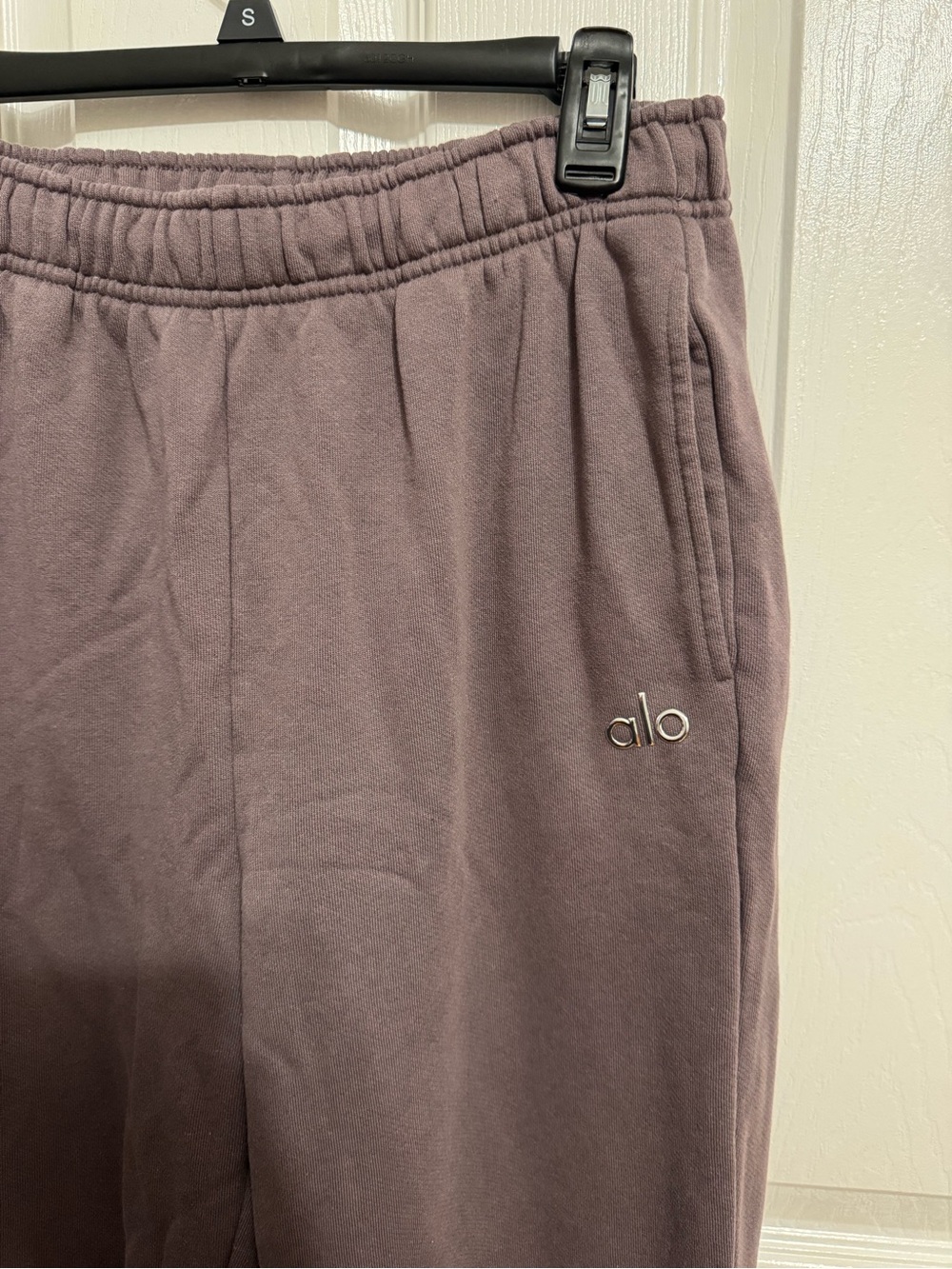 Alo Women Set- purple - Picture 7 of 8